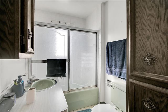 703 Oakland Avenue, Joliet, IL 60435