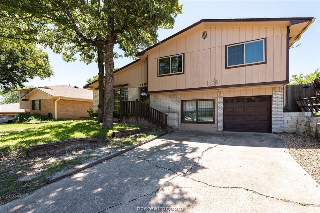 1405 Magnolia Drive, College Station, TX 77840 — photo 2