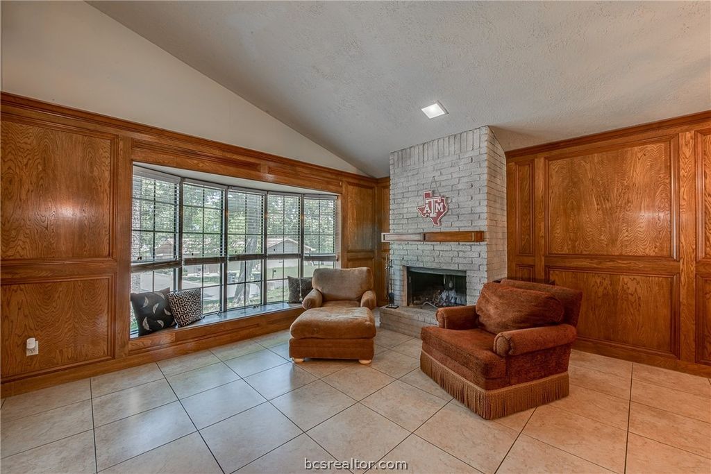 1405 Magnolia Drive, College Station, TX 77840 — photo 4