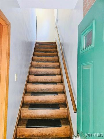 368 Olmstead Avenue, Lancaster, NY 14043