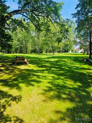 368 Olmstead Avenue, Lancaster, NY 14043