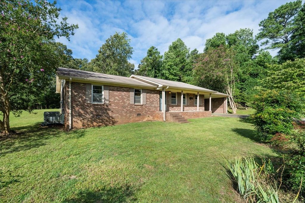 374 Mountain View Drive, Central, SC 29630