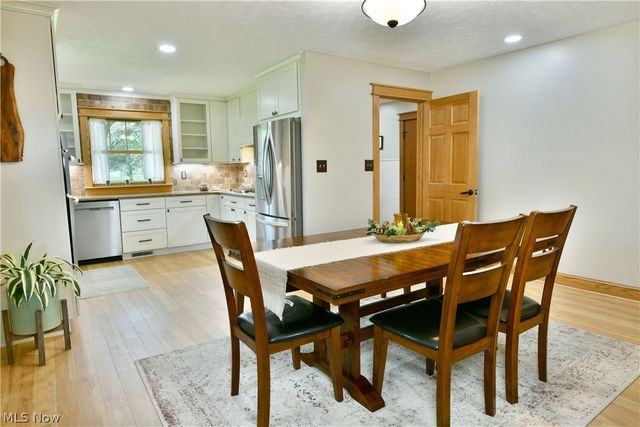 3203 Morrow Drive, Cortland, OH 44410