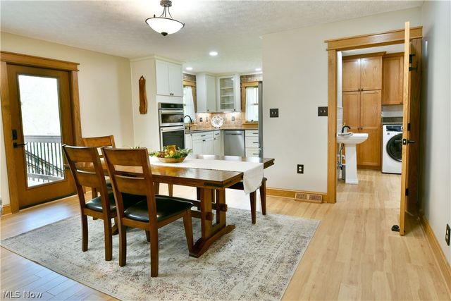 3203 Morrow Drive, Cortland, OH 44410