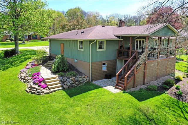 3203 Morrow Drive, Cortland, OH 44410