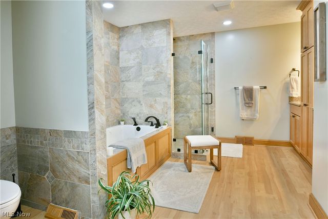 3203 Morrow Drive, Cortland, OH 44410
