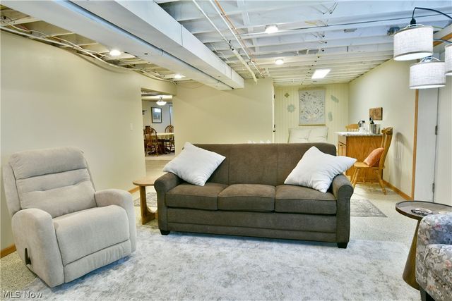 3203 Morrow Drive, Cortland, OH 44410