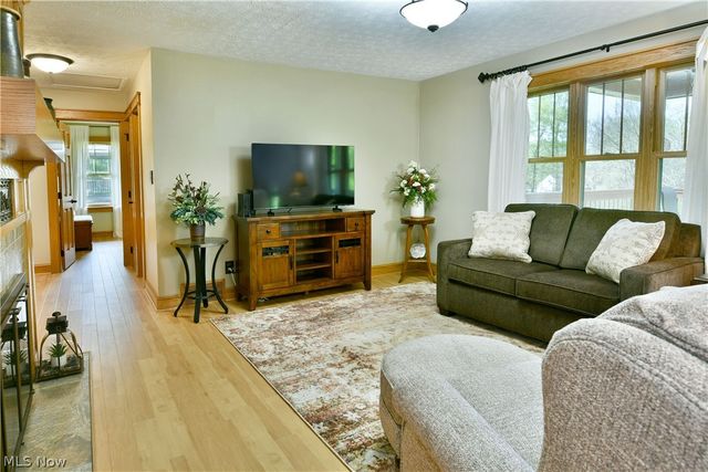 3203 Morrow Drive, Cortland, OH 44410