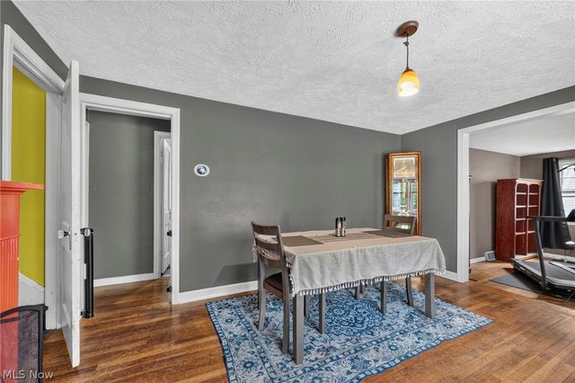29408 Luxona Avenue, Wickliffe, OH 44092