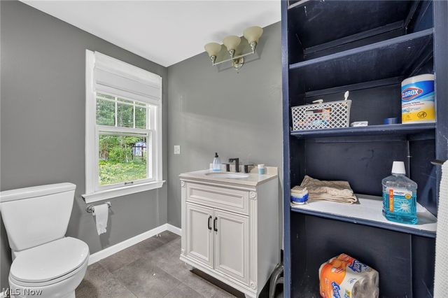 29408 Luxona Avenue, Wickliffe, OH 44092