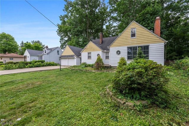 29408 Luxona Avenue, Wickliffe, OH 44092