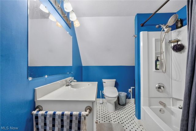 29408 Luxona Avenue, Wickliffe, OH 44092