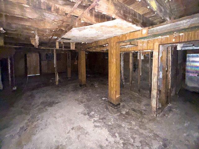 609 E 88th Place, Chicago, IL 60619