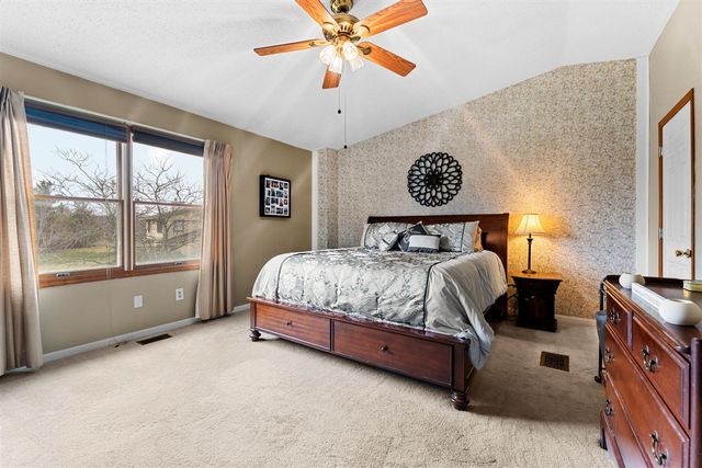 1234 Harwood Circle, Saline, MI 48176