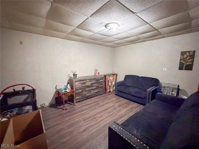 401 5th Street, Wellsville, OH 43968