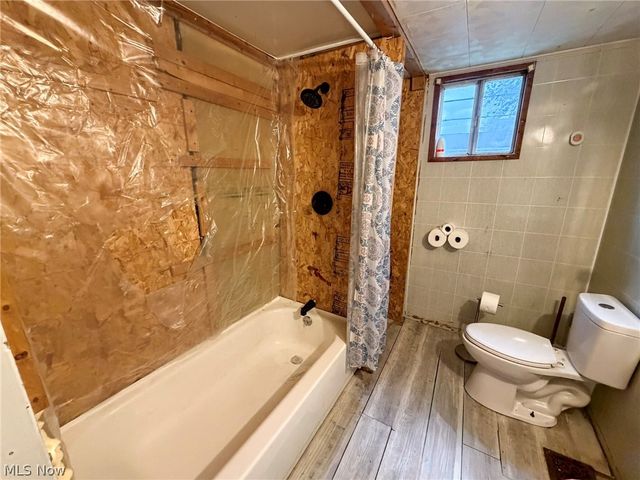 401 5th Street, Wellsville, OH 43968