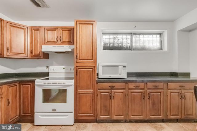 3323 NASH PL SE, Washington, DC 20020