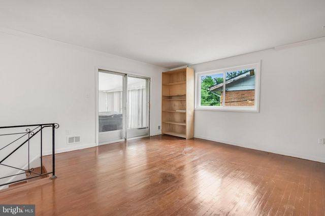 3323 NASH PL SE, Washington, DC 20020