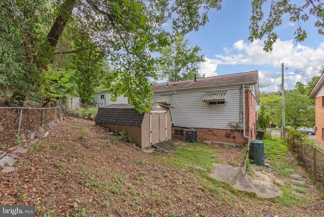 3323 NASH PL SE, Washington, DC 20020