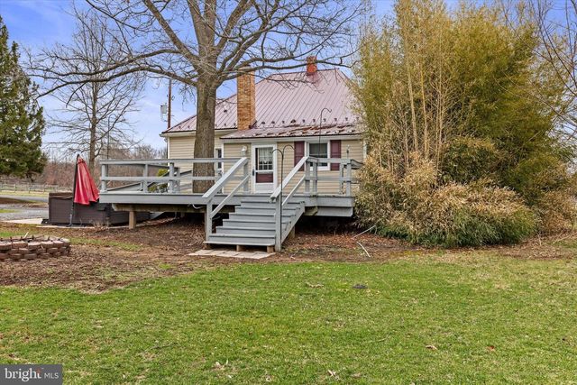 883 SIDDONSBURG RD, Lewisberry, PA 17339