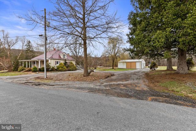 883 SIDDONSBURG RD, Lewisberry, PA 17339