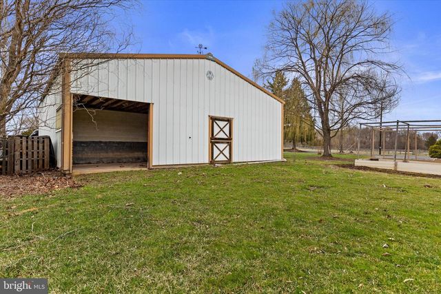 883 SIDDONSBURG RD, Lewisberry, PA 17339