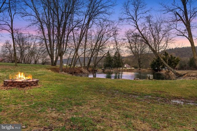 883 SIDDONSBURG RD, Lewisberry, PA 17339