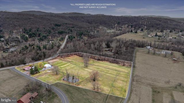 883 SIDDONSBURG RD, Lewisberry, PA 17339