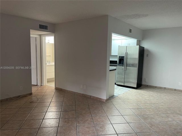 6175 NW 57th Street 116, Tamarac, FL 33319