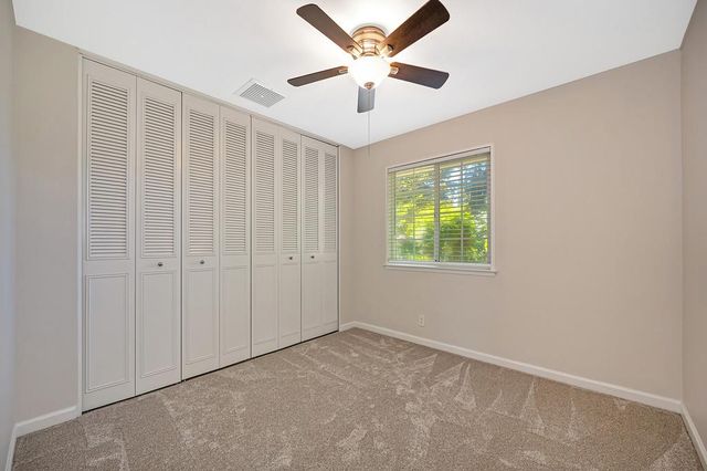 8941 La Riviera Dr, Sacramento, CA 95826