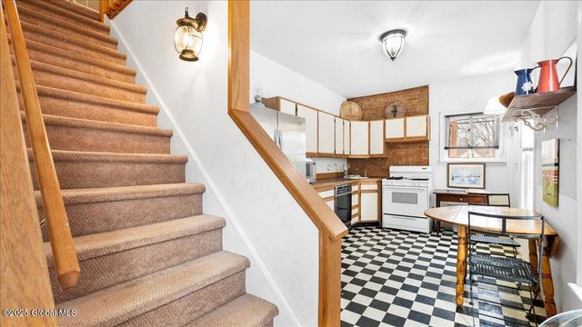 154 Washington Street, Saratoga Springs, NY 12866