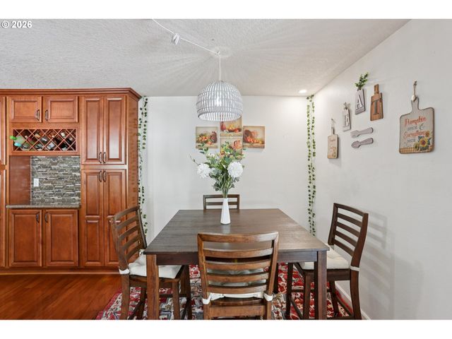 17420 Se 18TH St, Vancouver, WA 98683