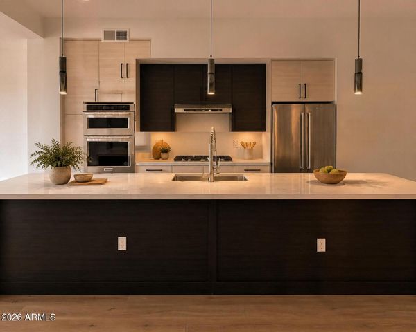 7788 E MAIN Street 1002, Scottsdale, AZ 85251