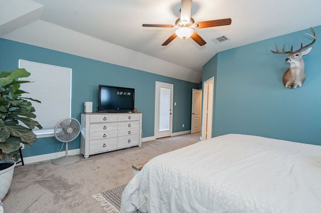10921 Owl Creek Drive, Fort Worth, TX 76179