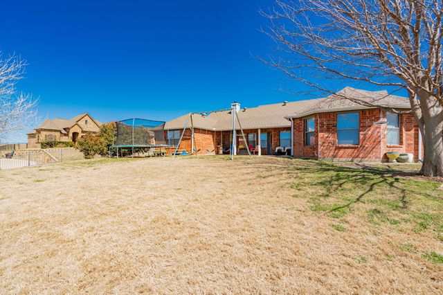 10921 Owl Creek Drive, Fort Worth, TX 76179