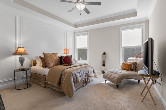 687 Fall Creek Cir, Goodlettsville, TN 37072