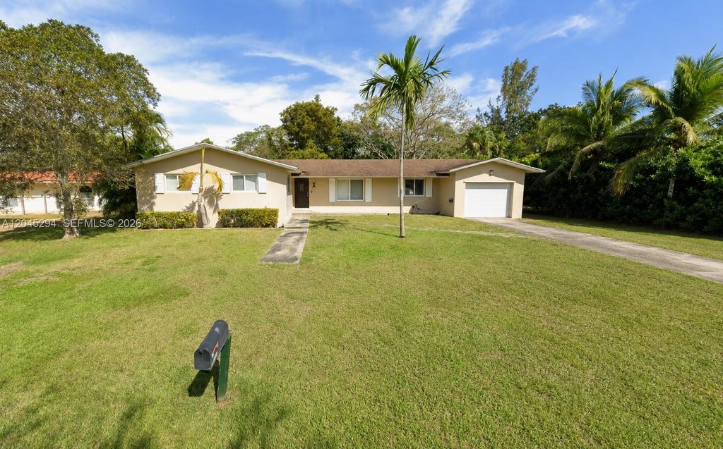 10521 SW 125th Street, Miami, FL 33176