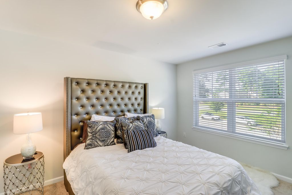 Image 18 of property listing at 9416 Sweep Drive, Summerville, SC 29485