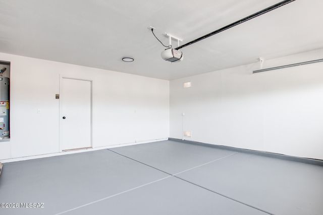 9410 E Grapevine Spring Place, Tucson, AZ 85710