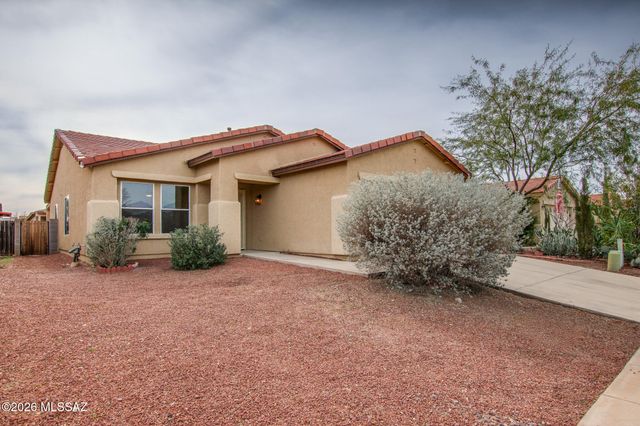 9410 E Grapevine Spring Place, Tucson, AZ 85710