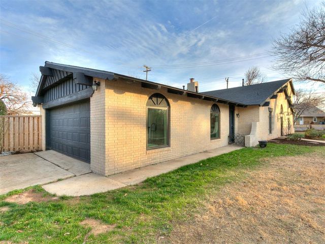 2000 Morgan Drive, Norman, OK 73069