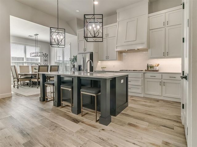 15717 Capri Lane, Edmond, OK 73013