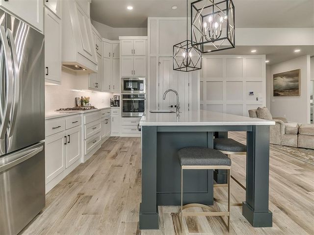 15717 Capri Lane, Edmond, OK 73013