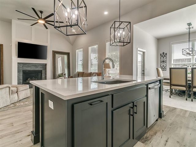 15717 Capri Lane, Edmond, OK 73013