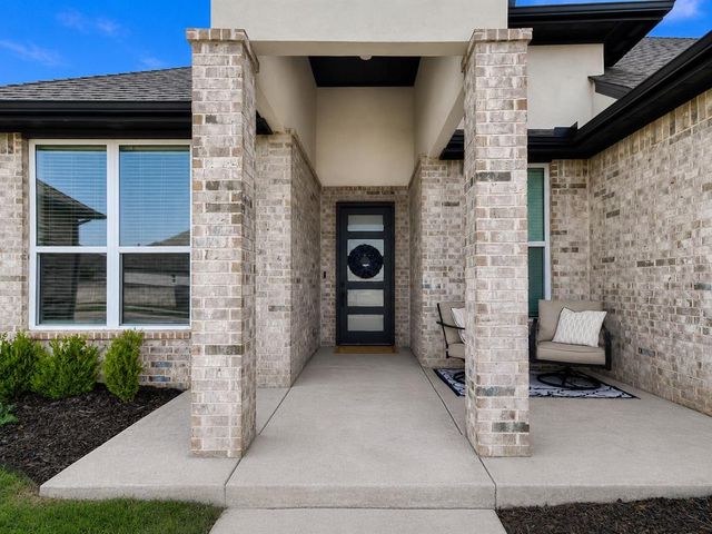 15717 Capri Lane, Edmond, OK 73013