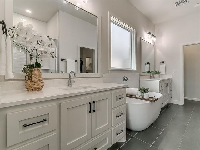 15717 Capri Lane, Edmond, OK 73013