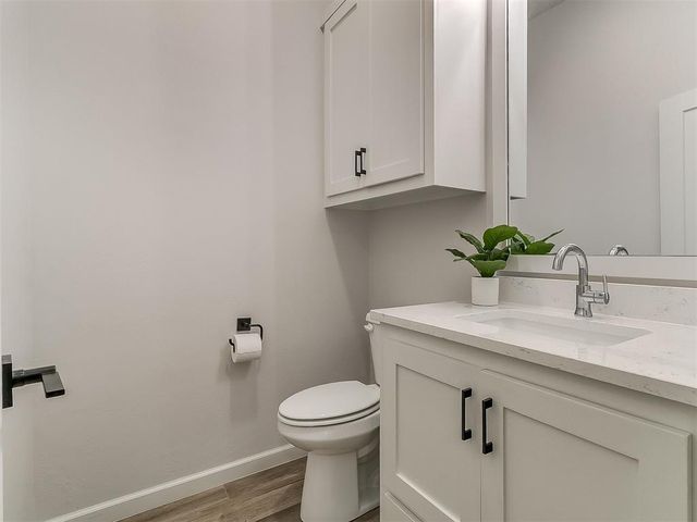 15717 Capri Lane, Edmond, OK 73013