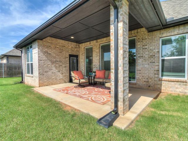15717 Capri Lane, Edmond, OK 73013