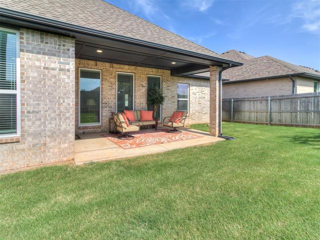 15717 Capri Lane, Edmond, OK 73013