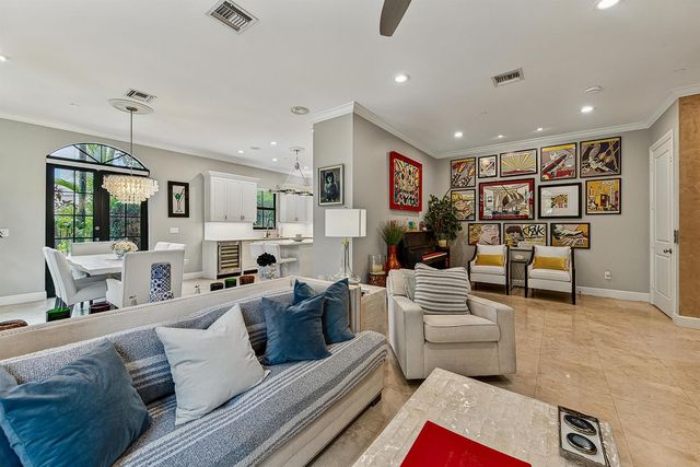 31 SE 10th Avenue, Fort Lauderdale, FL 33301
